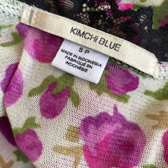 Urban Outfitters Kimchi Blue Blake Rose Floral Print Mesh Top w Black Lace Trim - Picture 6 of 9